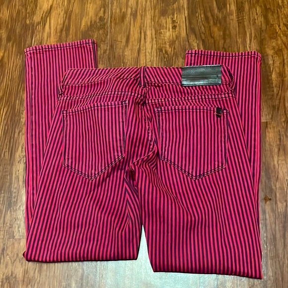 !iT Striped Jeans Pink & Black - Picture 3 of 3